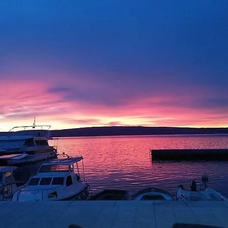 Apartman Maestral *